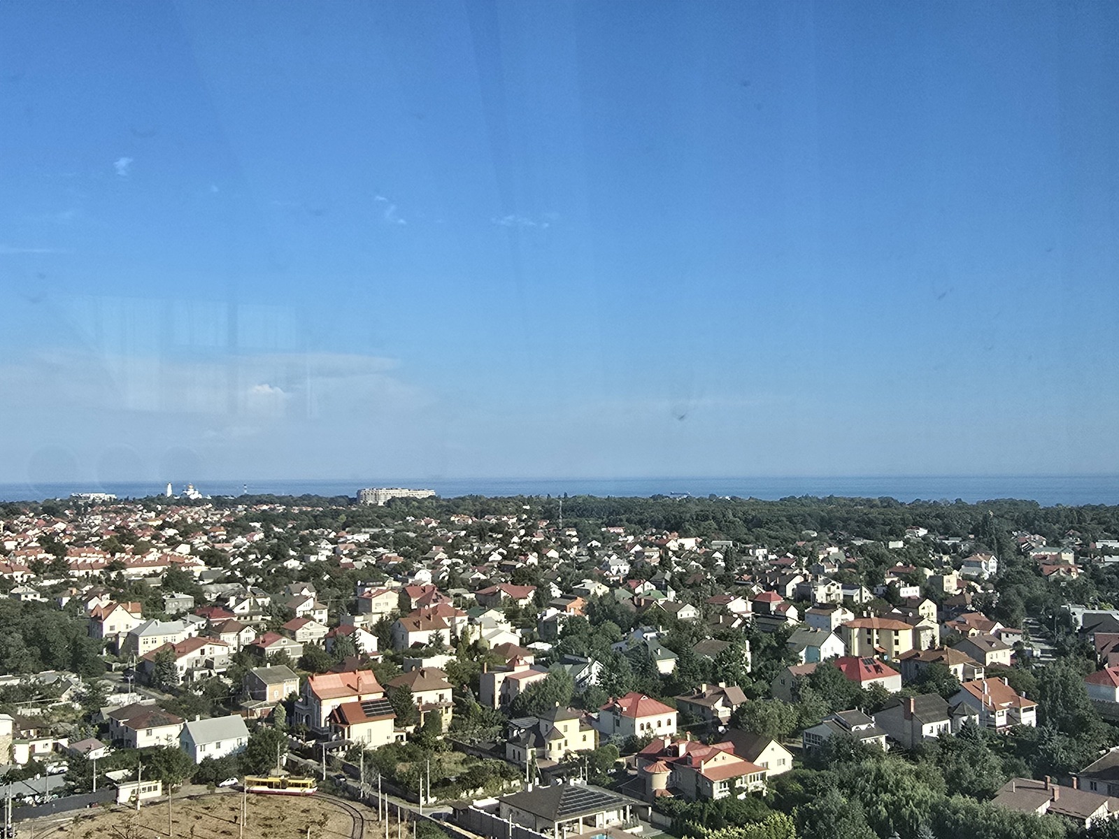 Продажа 2-комнатной квартиры 45 м², Жемчужная ул.