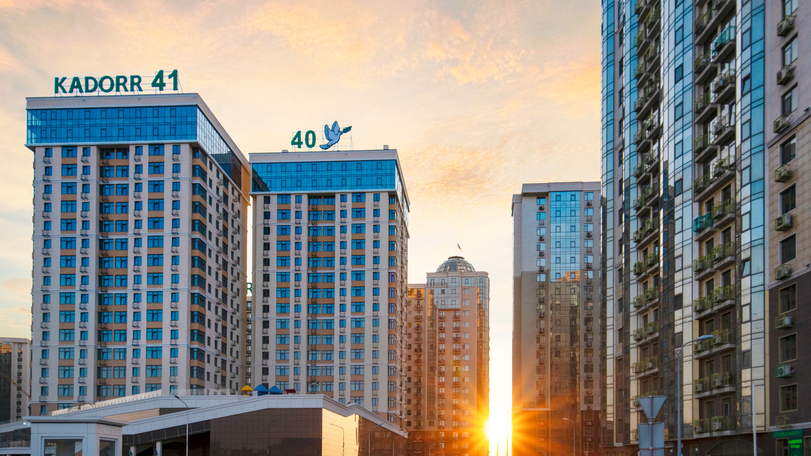 Продажа 2-комнатной квартиры 45 м², Жемчужная ул.