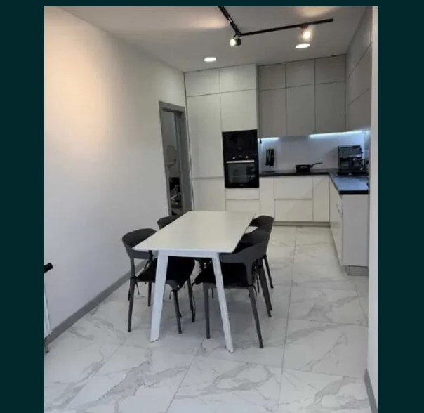 Продажа 3-комнатной квартиры 90 м², Юношеская ул., 6
