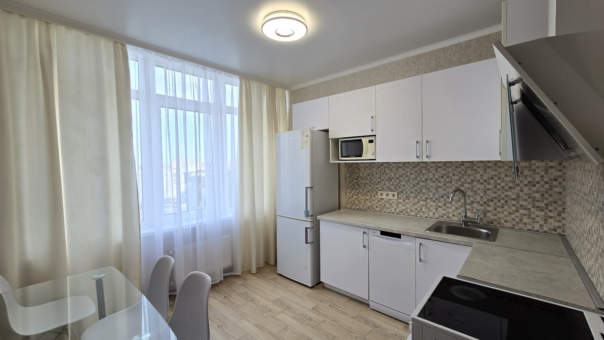 Оренда 2-кімнатної квартири 58 м², Басейна вул., 6А