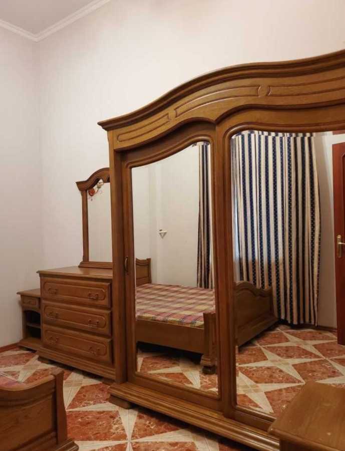 Аренда 3-комнатной квартиры 65 м², Богдана Хмельницкого ул., 32