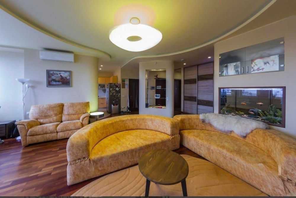 Аренда 3-комнатной квартиры 127 м², Дружбы Народов бул., 14-16
