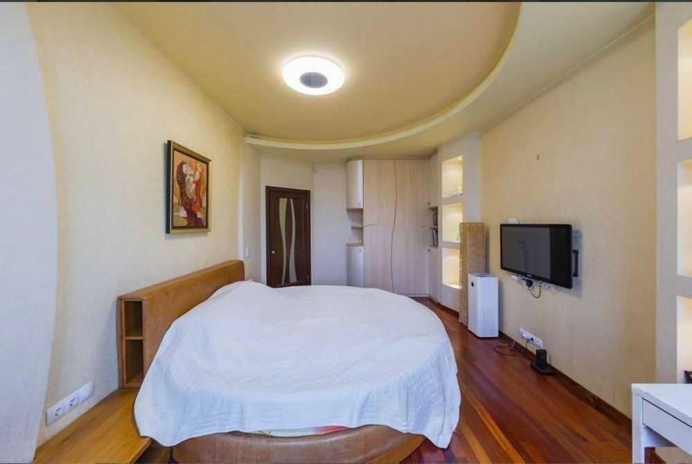 Аренда 3-комнатной квартиры 127 м², Дружбы Народов бул., 14-16