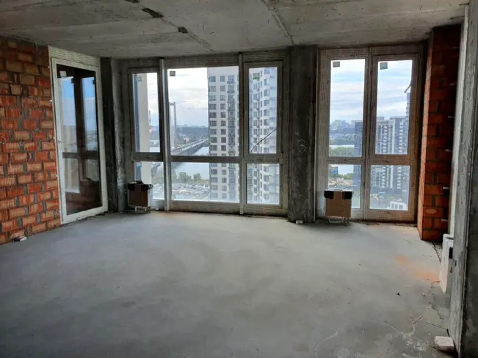 Продажа 4-комнатной квартиры 105 м², Заречная ул., 2 К2