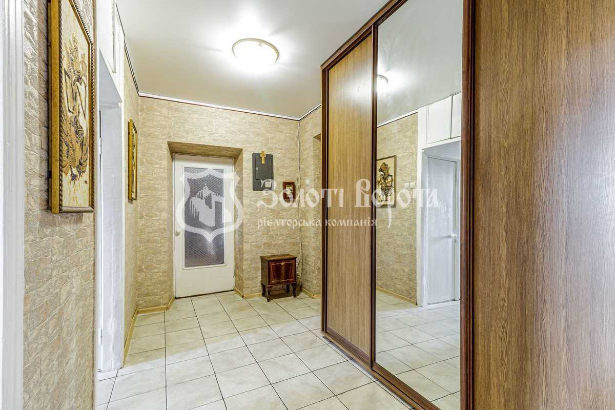 Продаж 2-кімнатної квартири 65 м², Гоголівська вул., 36-40