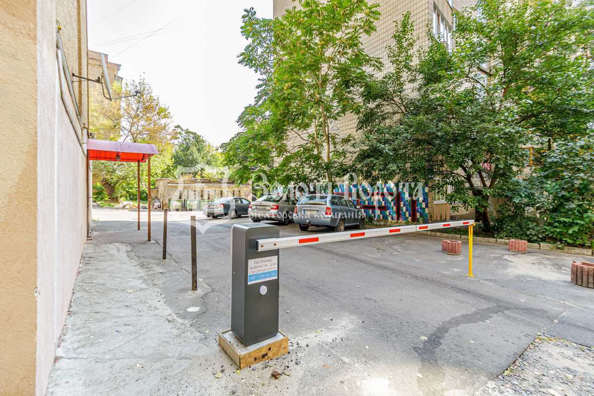Продаж 2-кімнатної квартири 65 м², Гоголівська вул., 36-40