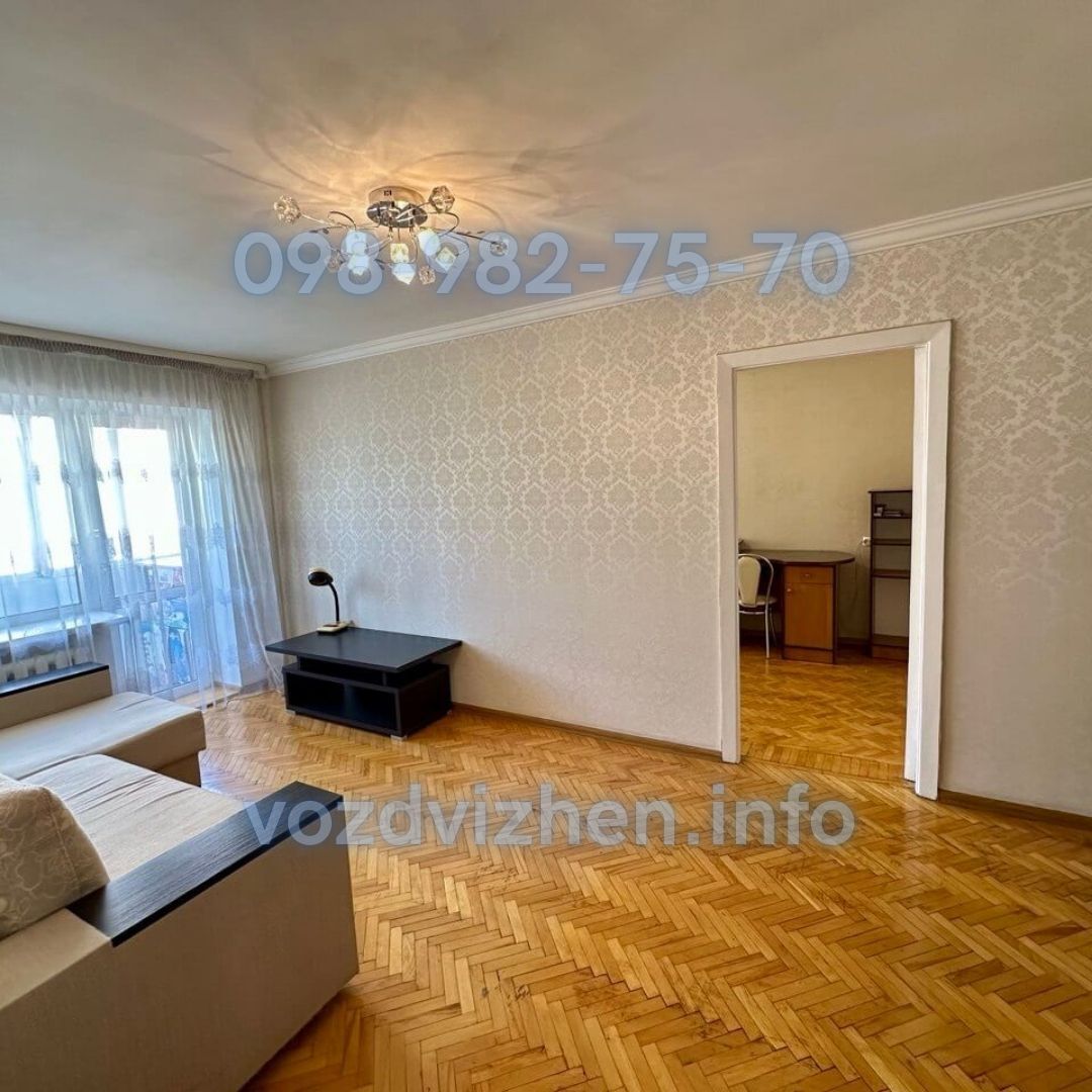 Продаж 2-кімнатної квартири 42 м², Костянтинівська вул., 63/12