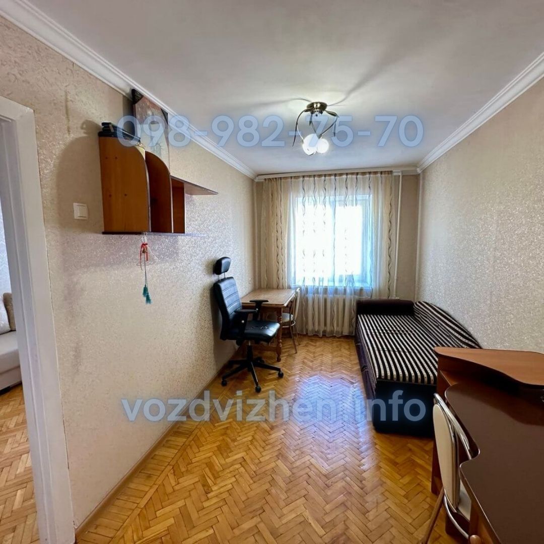 Продаж 2-кімнатної квартири 42 м², Костянтинівська вул., 63/12