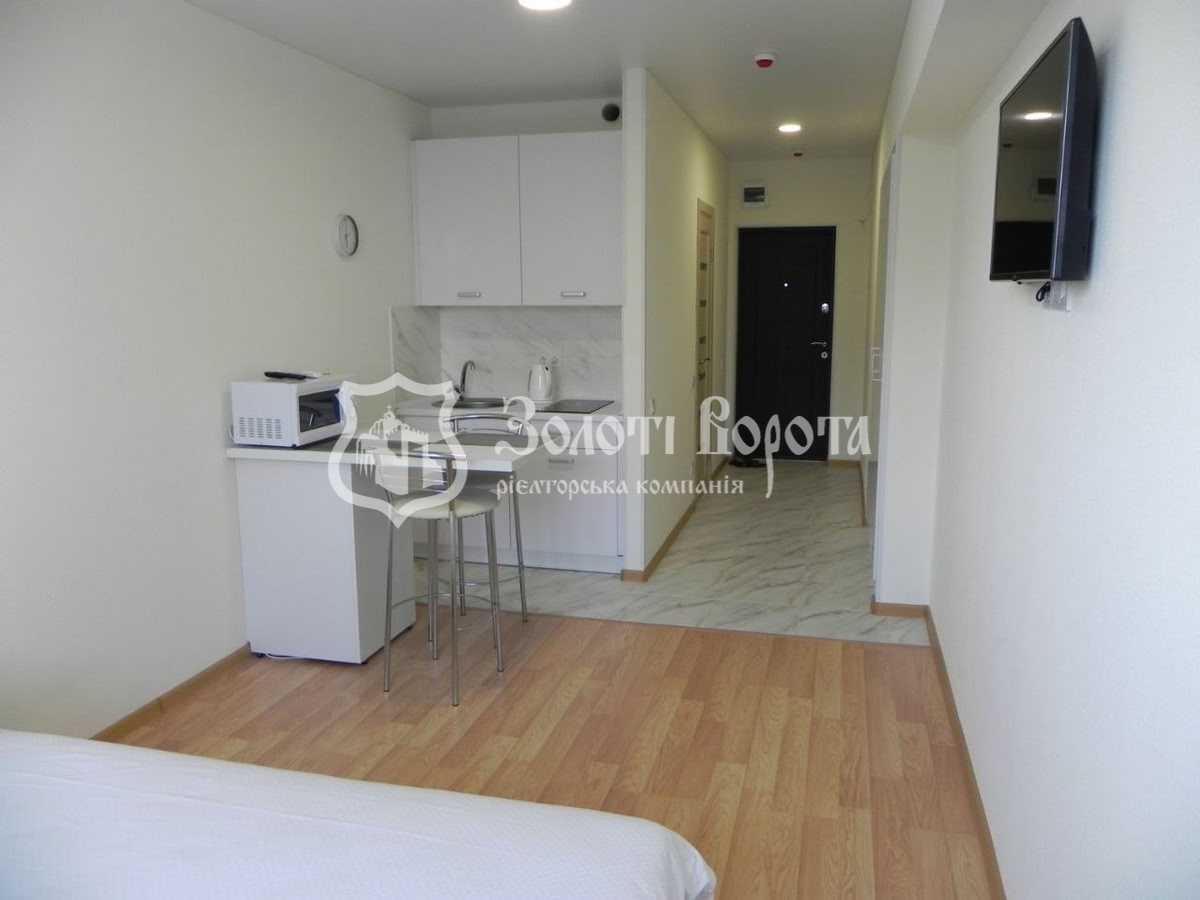 Продаж 1-кімнатної квартири 24.1 м², Машинобудівна вул., 41