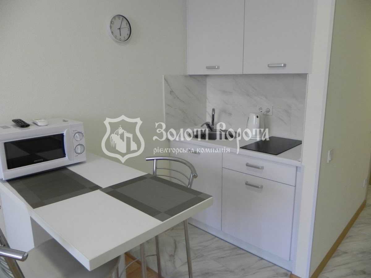 Продаж 1-кімнатної квартири 24.1 м², Машинобудівна вул., 41
