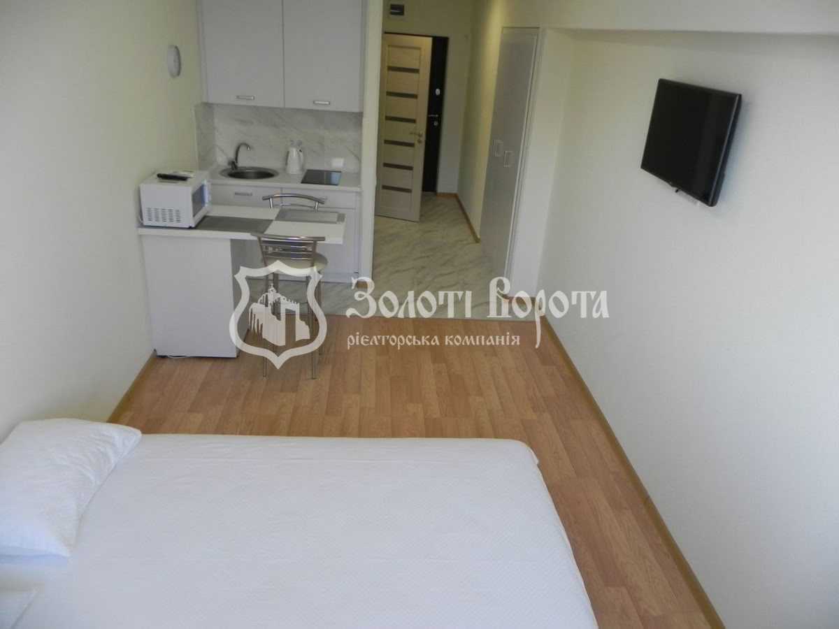 Продаж 1-кімнатної квартири 24.1 м², Машинобудівна вул., 41