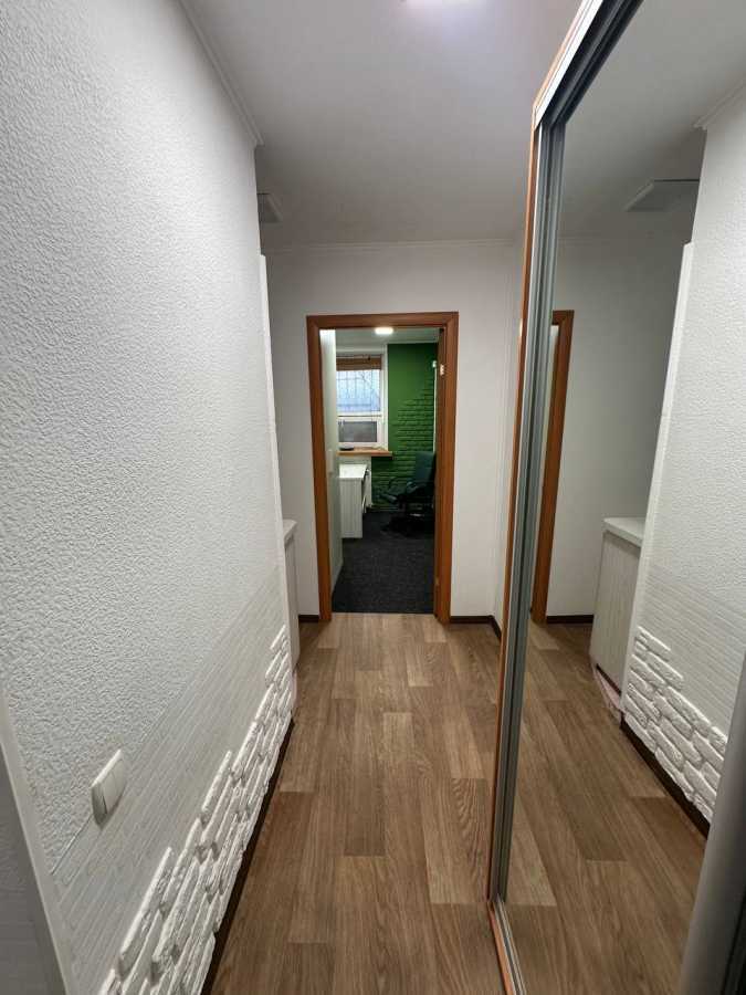 Продажа офиса 38 м², Владимира Мономаха ул., 31