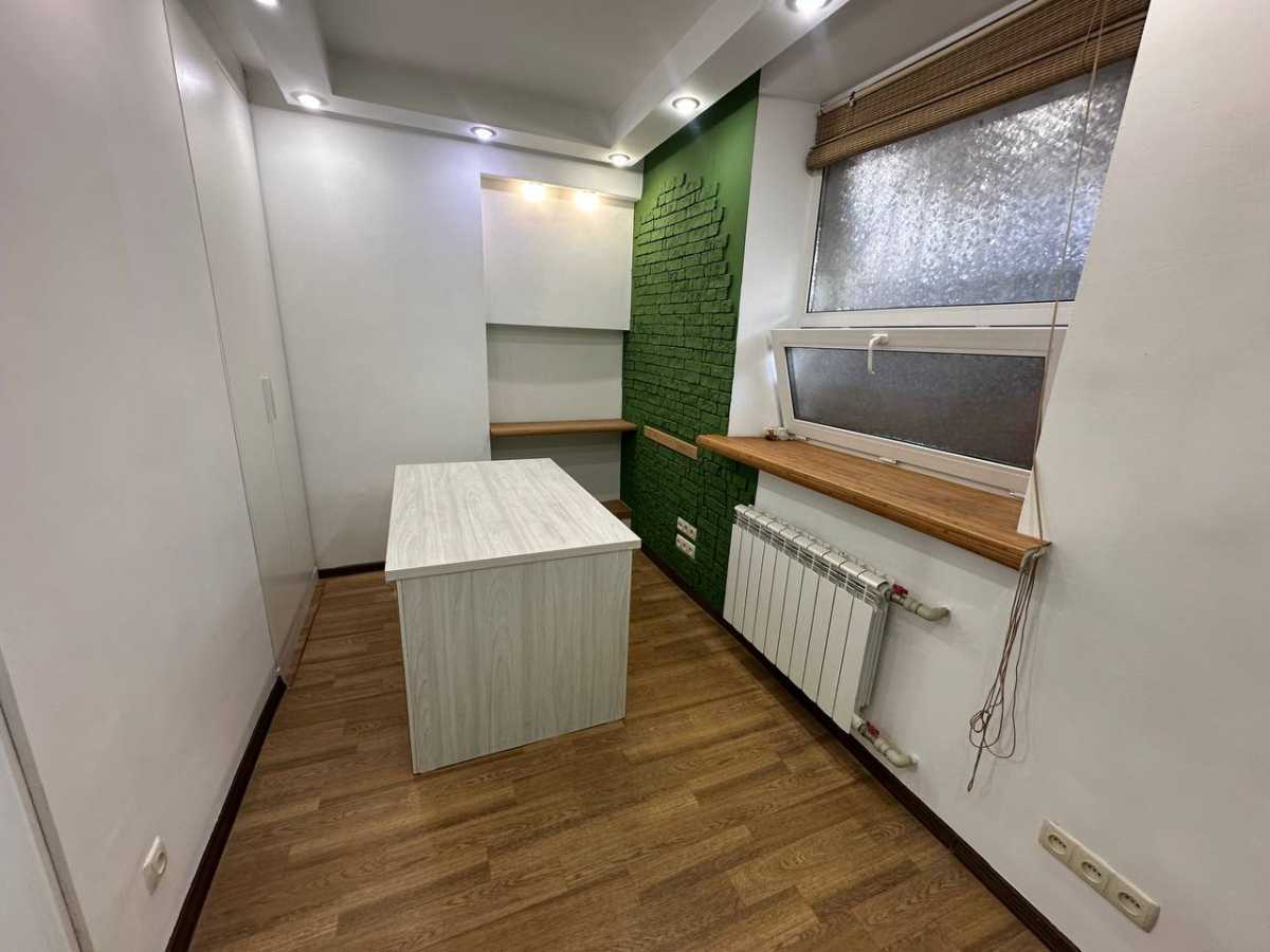Продажа офиса 38 м², Владимира Мономаха ул., 31