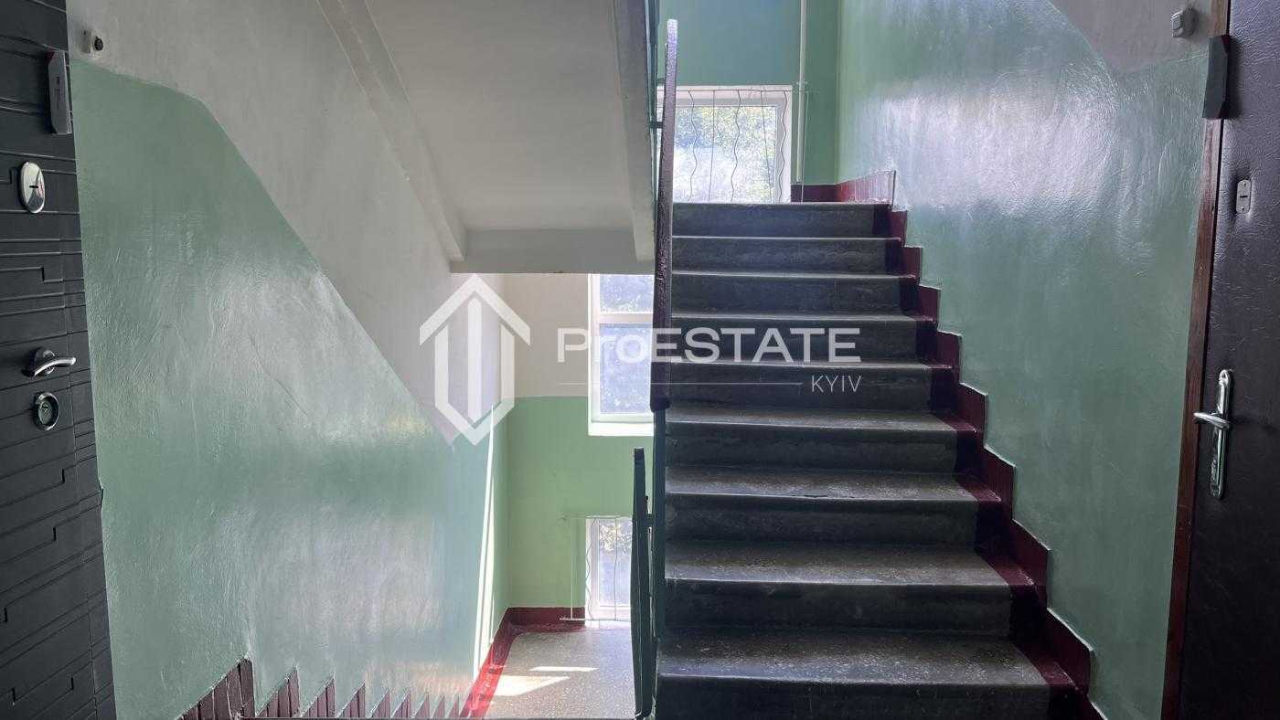 Продаж 3-кімнатної квартири 51 м², Соцмістечко вул., 350