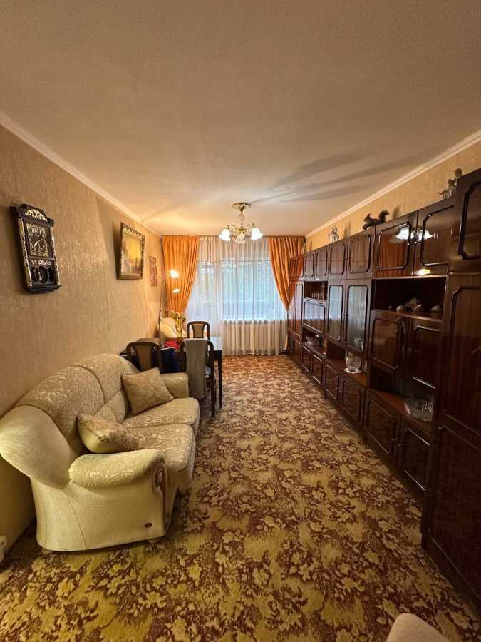 Продажа 3-комнатной квартиры 63 м², Слобожанский просп., 81