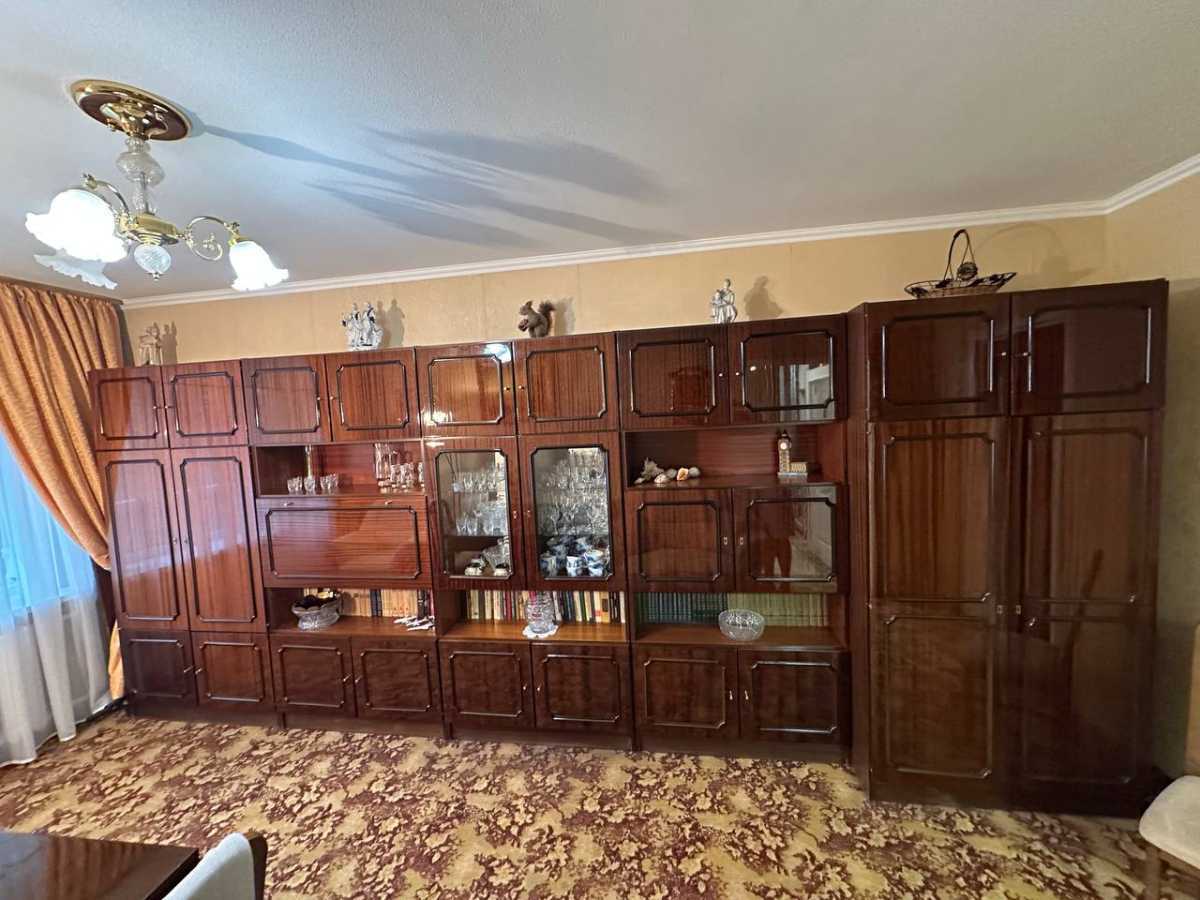 Продажа 3-комнатной квартиры 63 м², Слобожанский просп., 81