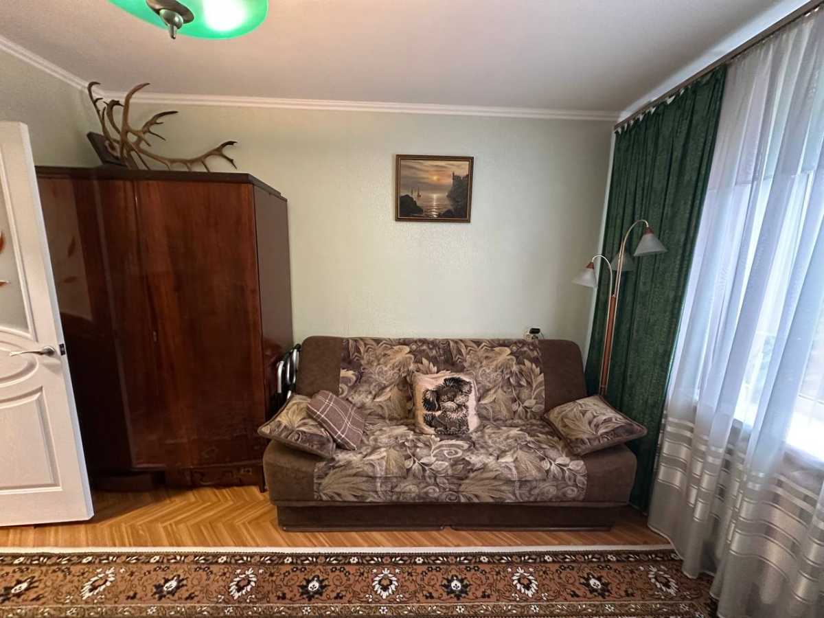 Продажа 3-комнатной квартиры 63 м², Слобожанский просп., 81
