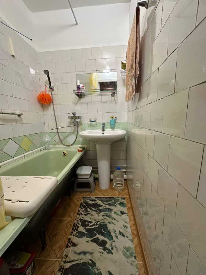 Продажа 3-комнатной квартиры 63 м², Слобожанский просп., 81