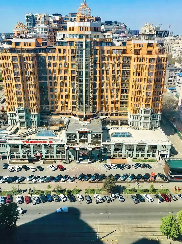 Оренда 3-кімнатної квартири 90 м², Генуэзская вул., 5