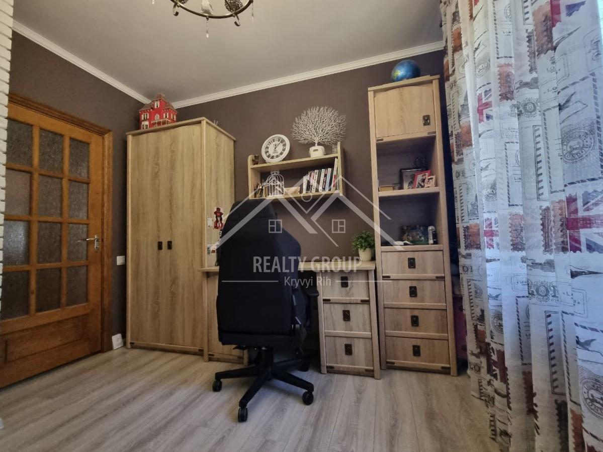 Продажа 3-комнатной квартиры 72 м², Вечерний бул., 14