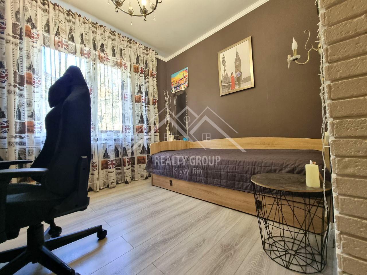 Продажа 3-комнатной квартиры 72 м², Вечерний бул., 14