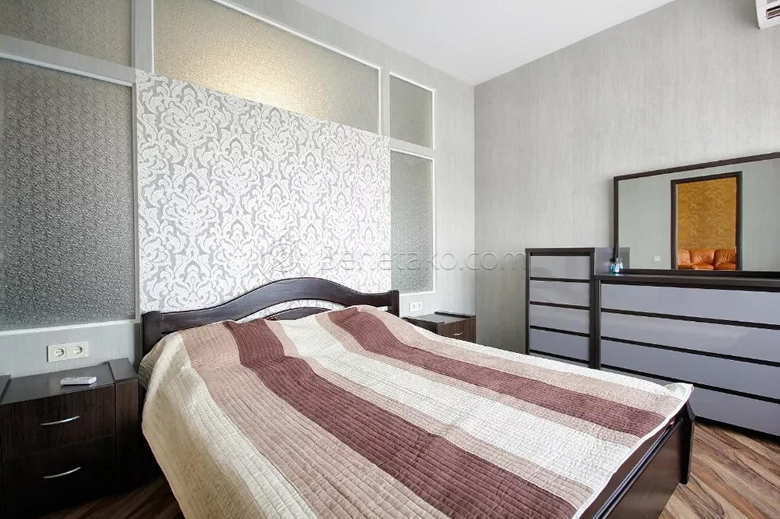 Оренда 3-кімнатної квартири 92 м², Генуэзская вул., 5