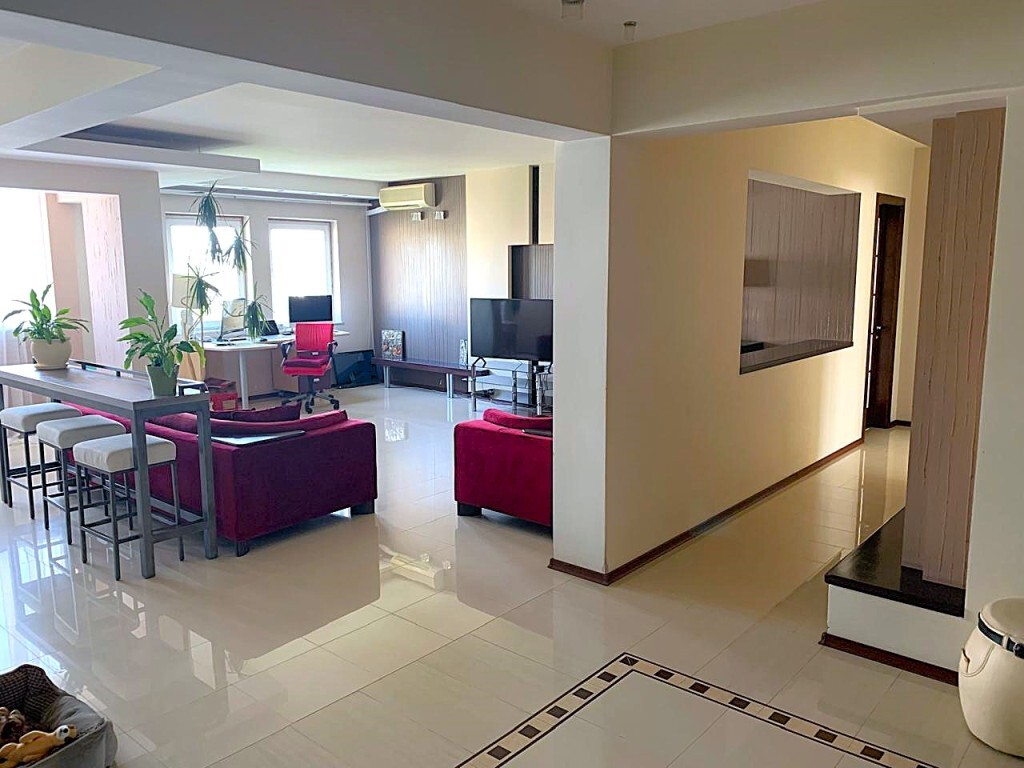 Продажа 4-комнатной квартиры 135 м², Фонтанская дор., 55А