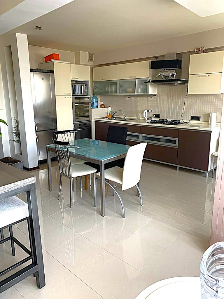 Продажа 4-комнатной квартиры 135 м², Фонтанская дор., 55А