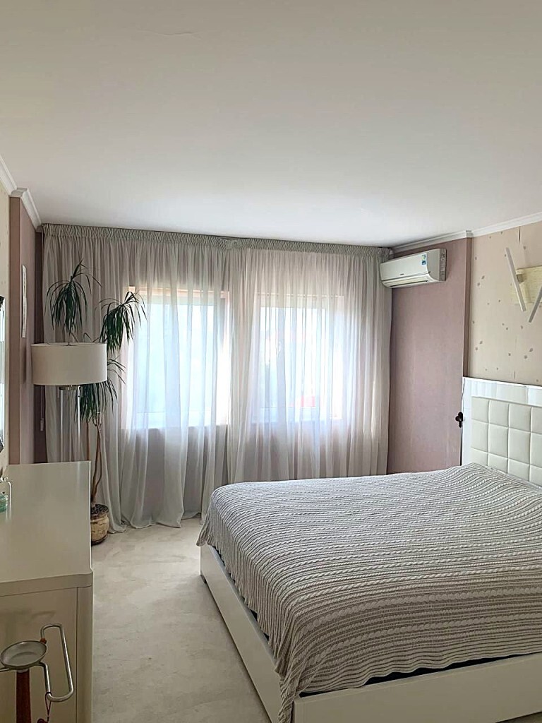 Продажа 4-комнатной квартиры 135 м², Фонтанская дор., 55А