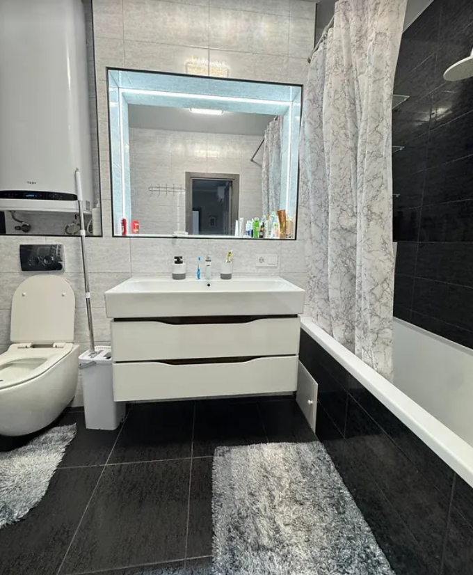 Продаж 2-кімнатної квартири 61 м², Перлинна вул.
