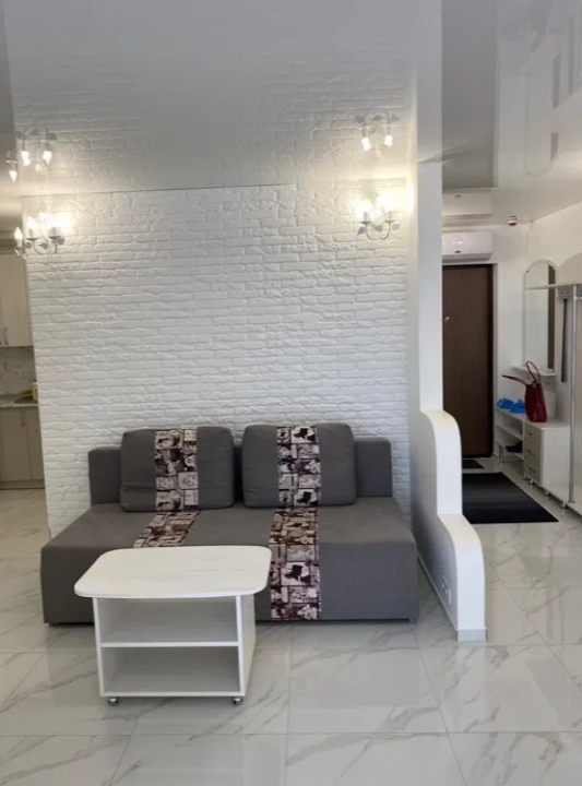 Продажа 1-комнатной квартиры 48 м², Литературная ул.