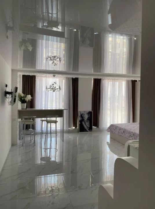 Продажа 1-комнатной квартиры 48 м², Литературная ул.