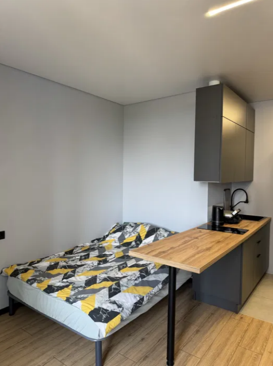 Продажа 1-комнатной квартиры 30 м², Варненская ул.