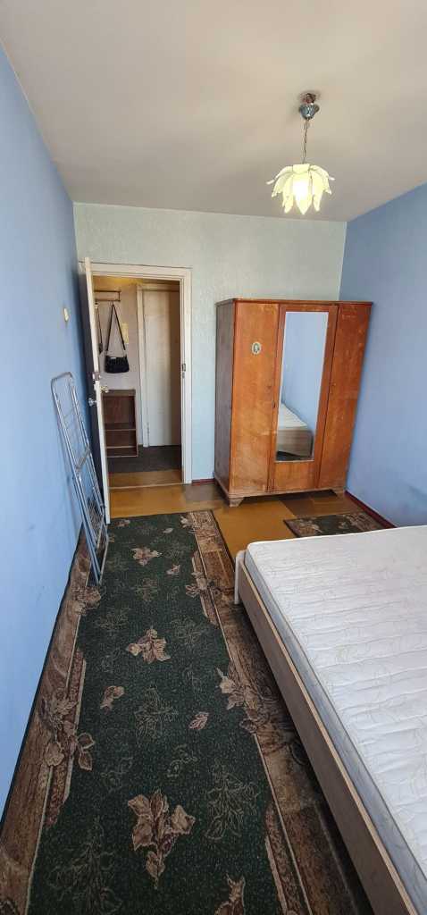 Аренда 3-комнатной квартиры 57 м², Миропольская ул., 3
