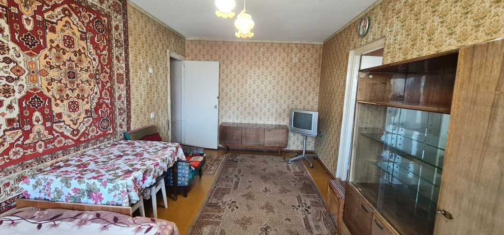 Аренда 3-комнатной квартиры 57 м², Миропольская ул., 3