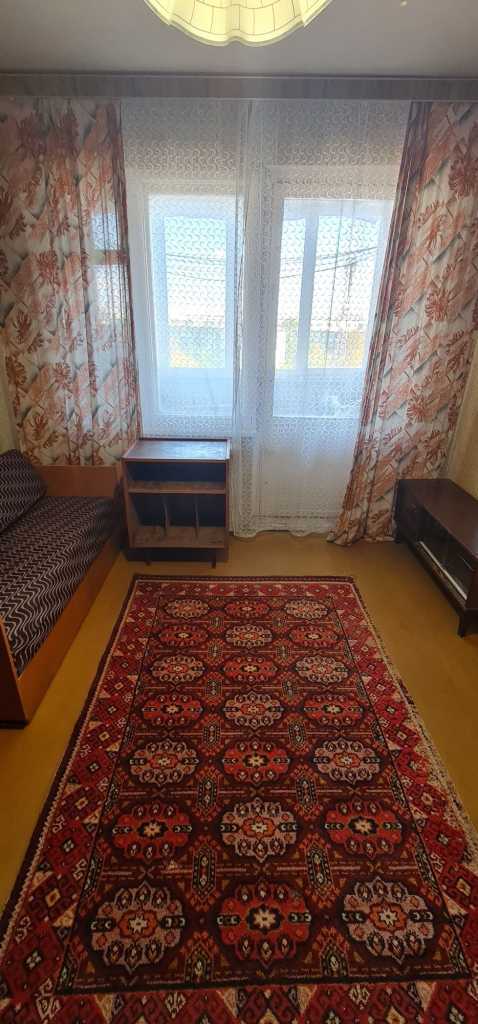 Аренда 3-комнатной квартиры 57 м², Миропольская ул., 3