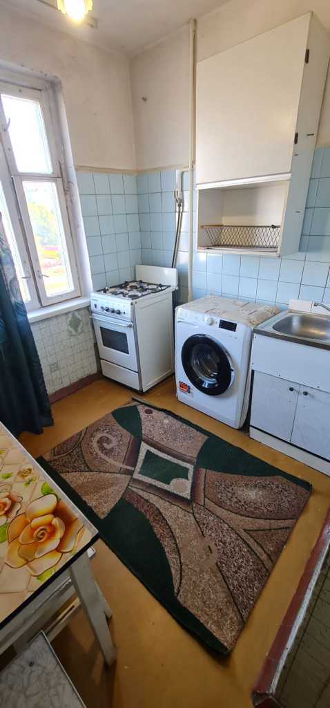 Аренда 3-комнатной квартиры 57 м², Миропольская ул., 3