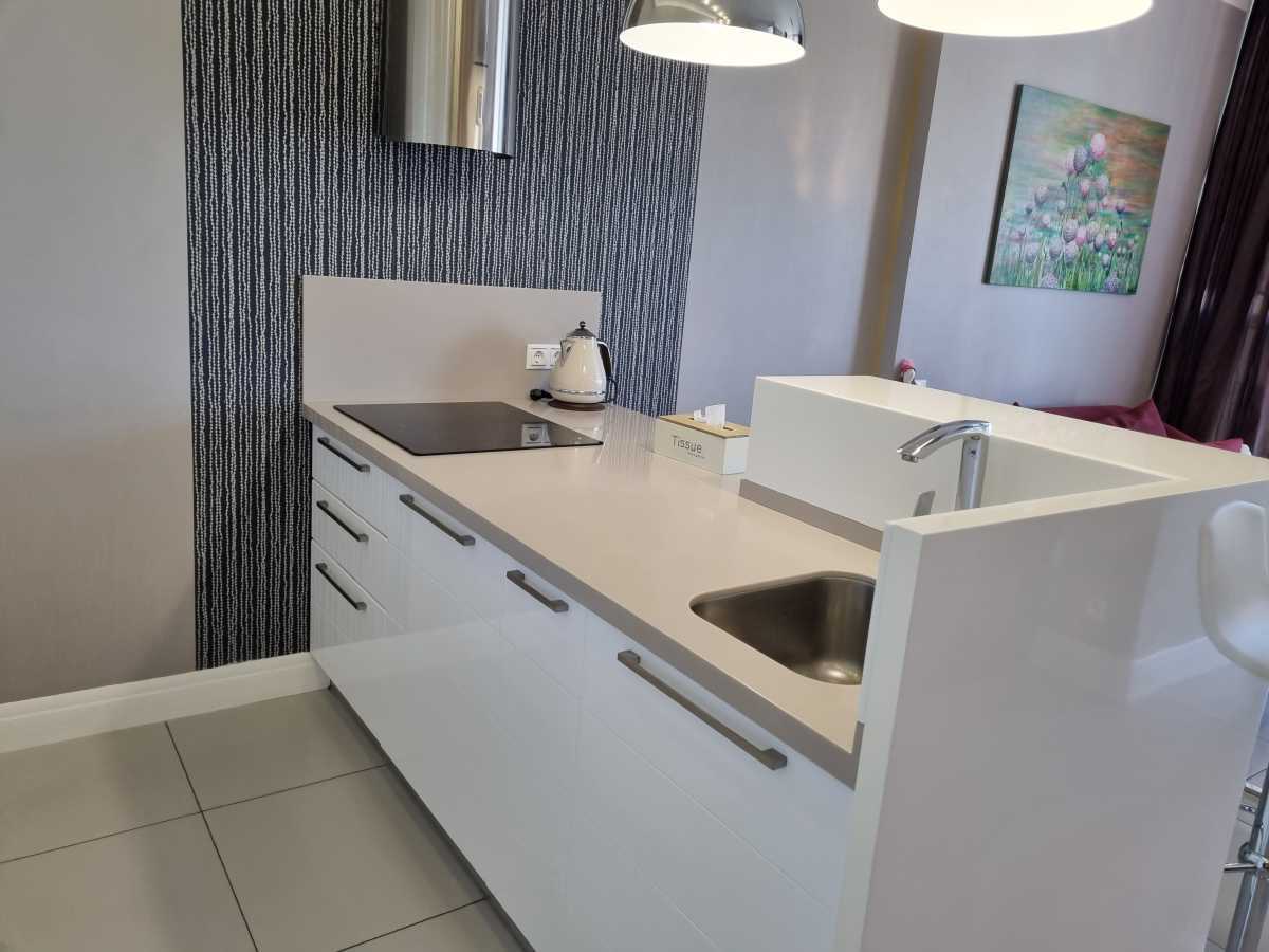 Оренда 2-кімнатної квартири 82 м², Гната Хоткевича вул., 10