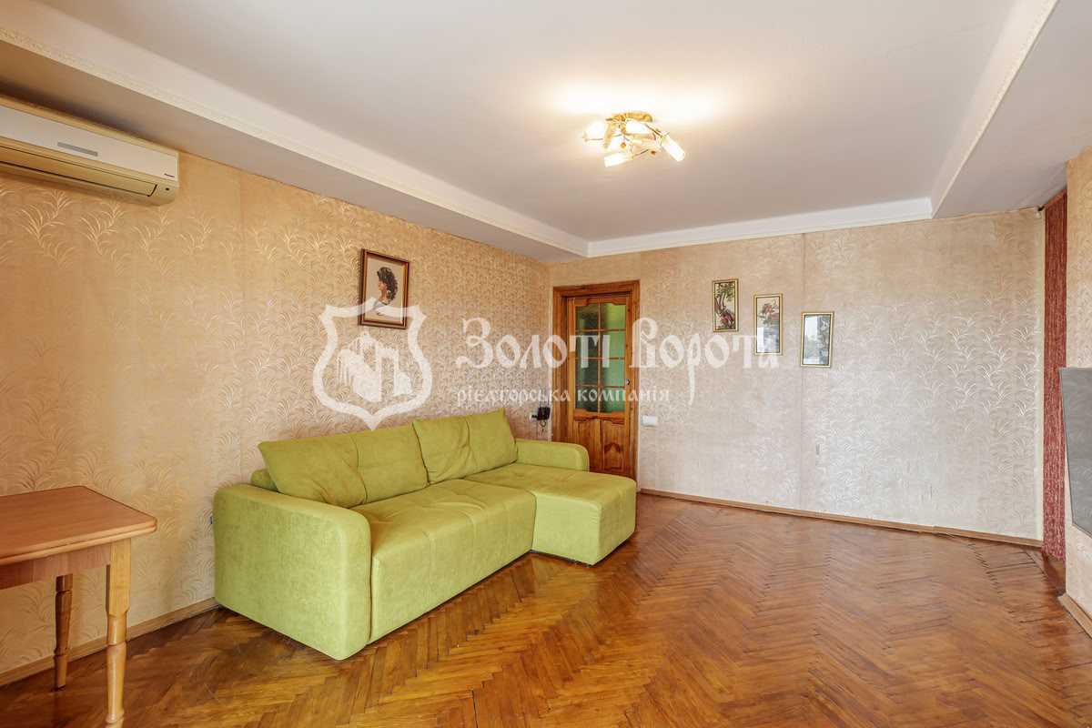 Продаж 4-кімнатної квартири 85 м², Празька вул., 3