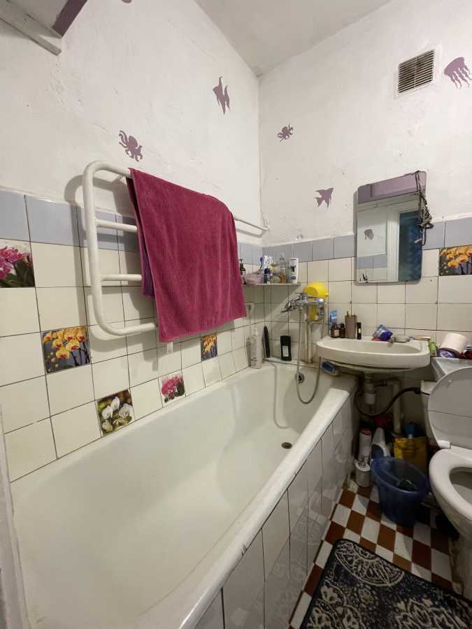 Продажа 2-комнатной квартиры 46 м², Винницкая ул., 8