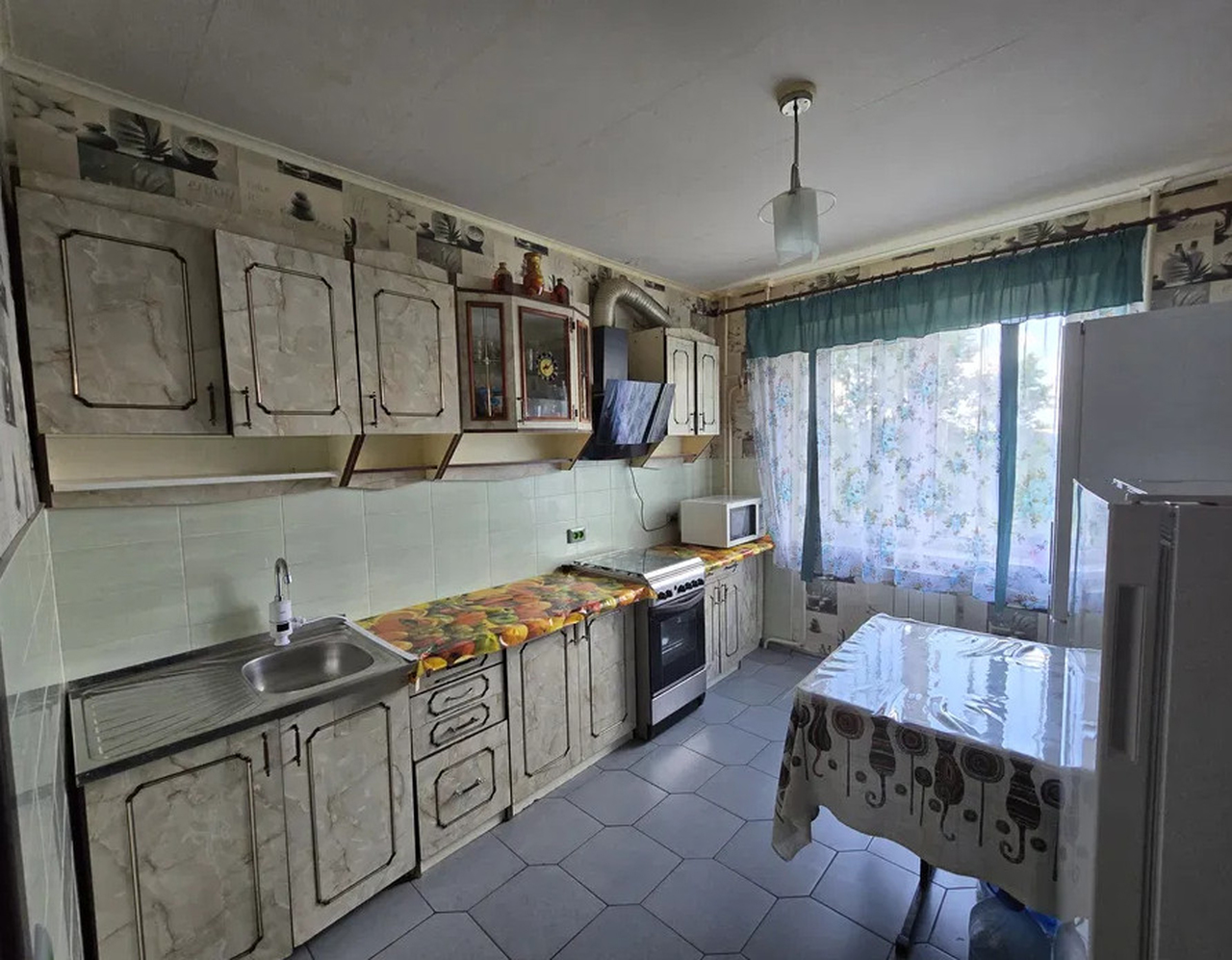 Продажа 4-комнатной квартиры 84 м², Варейкиса ул., 2