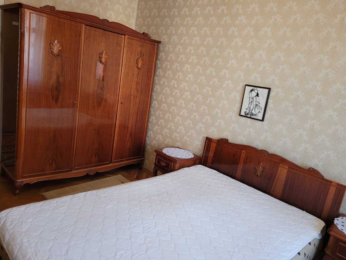 Аренда 2-комнатной квартиры 52 м², Семьи Идзиковских ул., 4