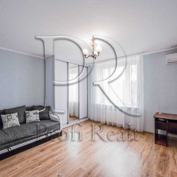 Продажа 1-комнатной квартиры 47 м², Здолбуновская ул., 9Б
