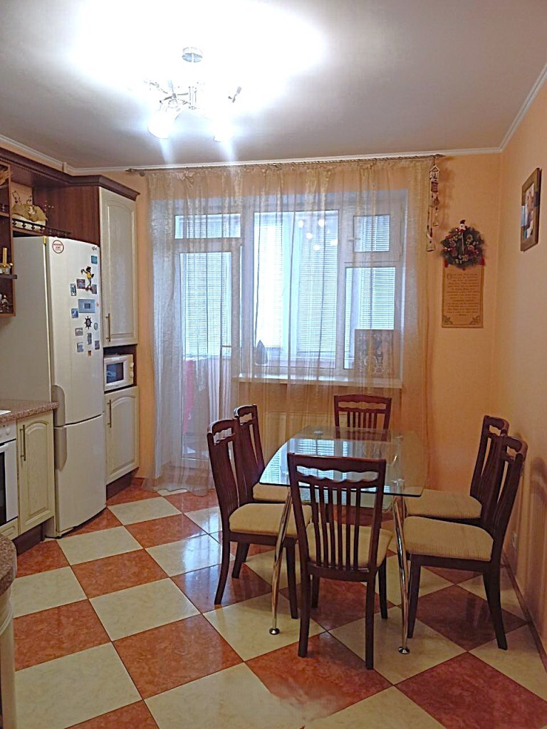 Оренда 2-кімнатної квартири 68 м², Композитора Ніщинського вул., 16