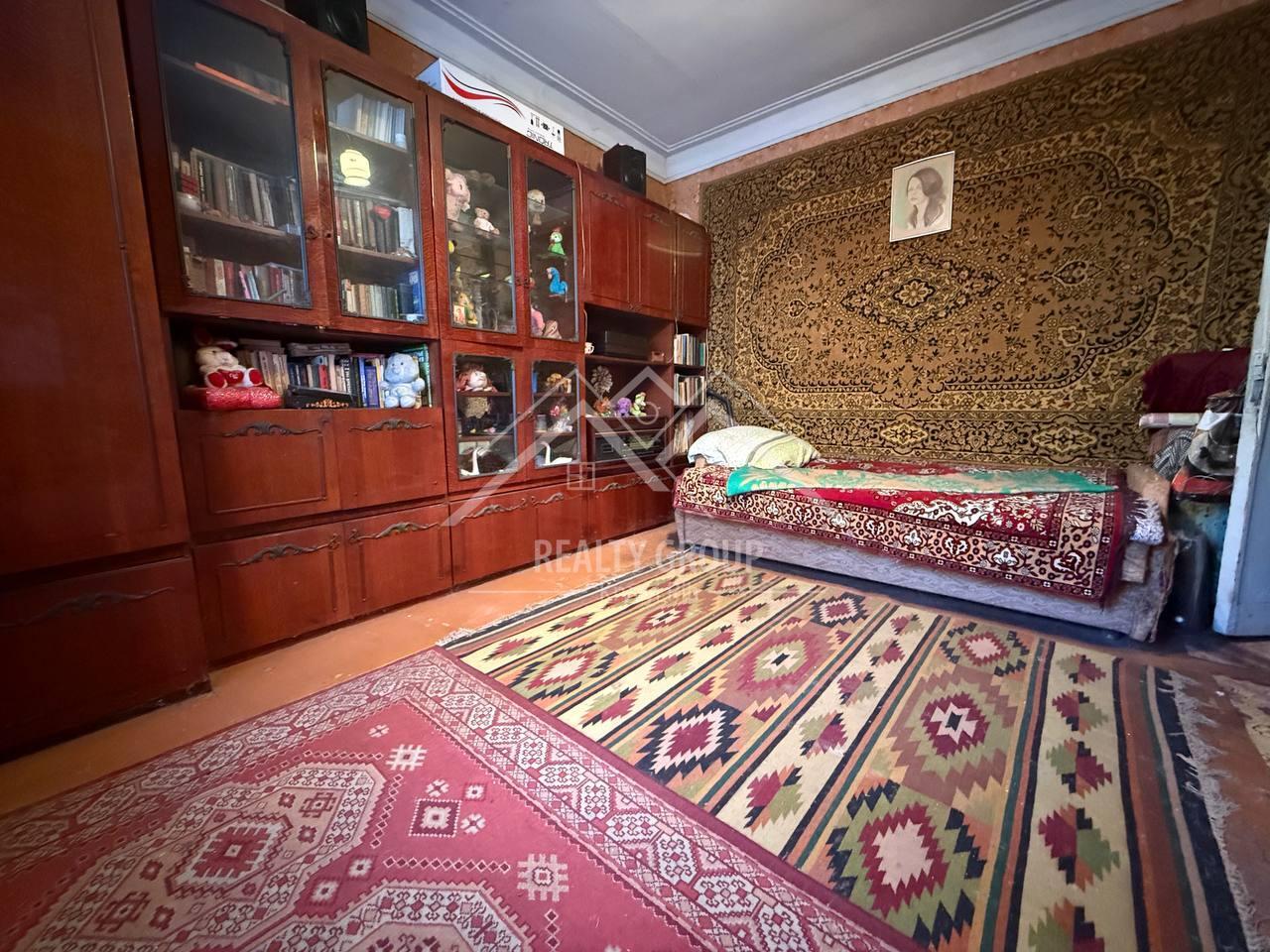 Продажа 3-комнатной квартиры 64 м², Переяславская ул., 8 ул.