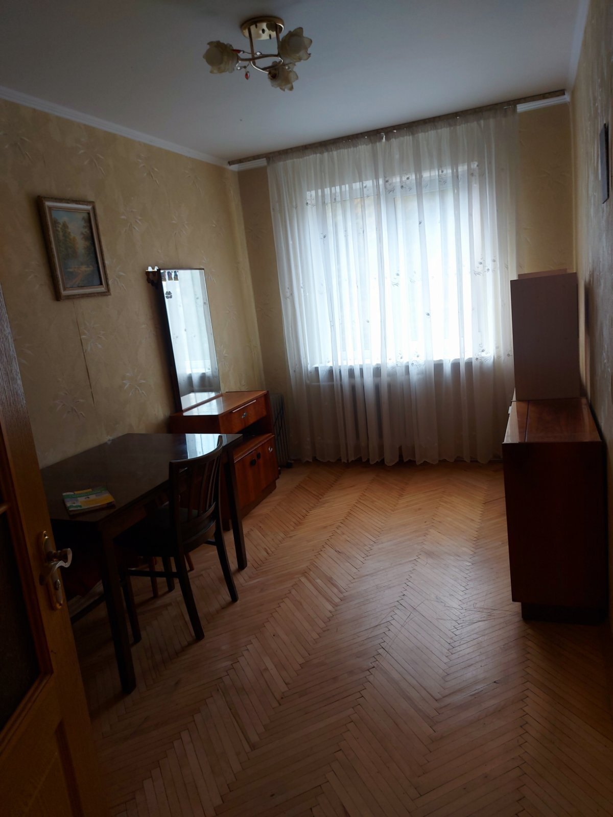 Оренда 3-кімнатної квартири 70 м², Новгородська вул., 11