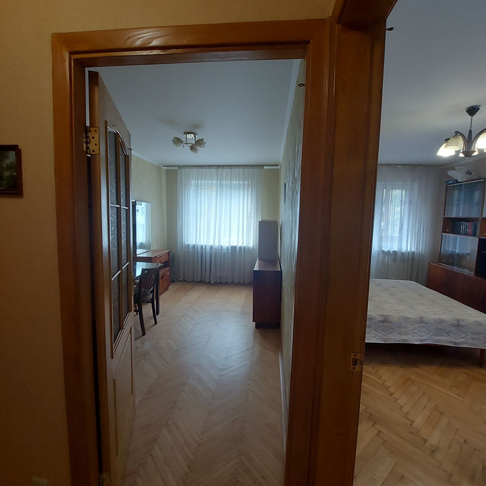 Оренда 3-кімнатної квартири 70 м², Новгородська вул., 11