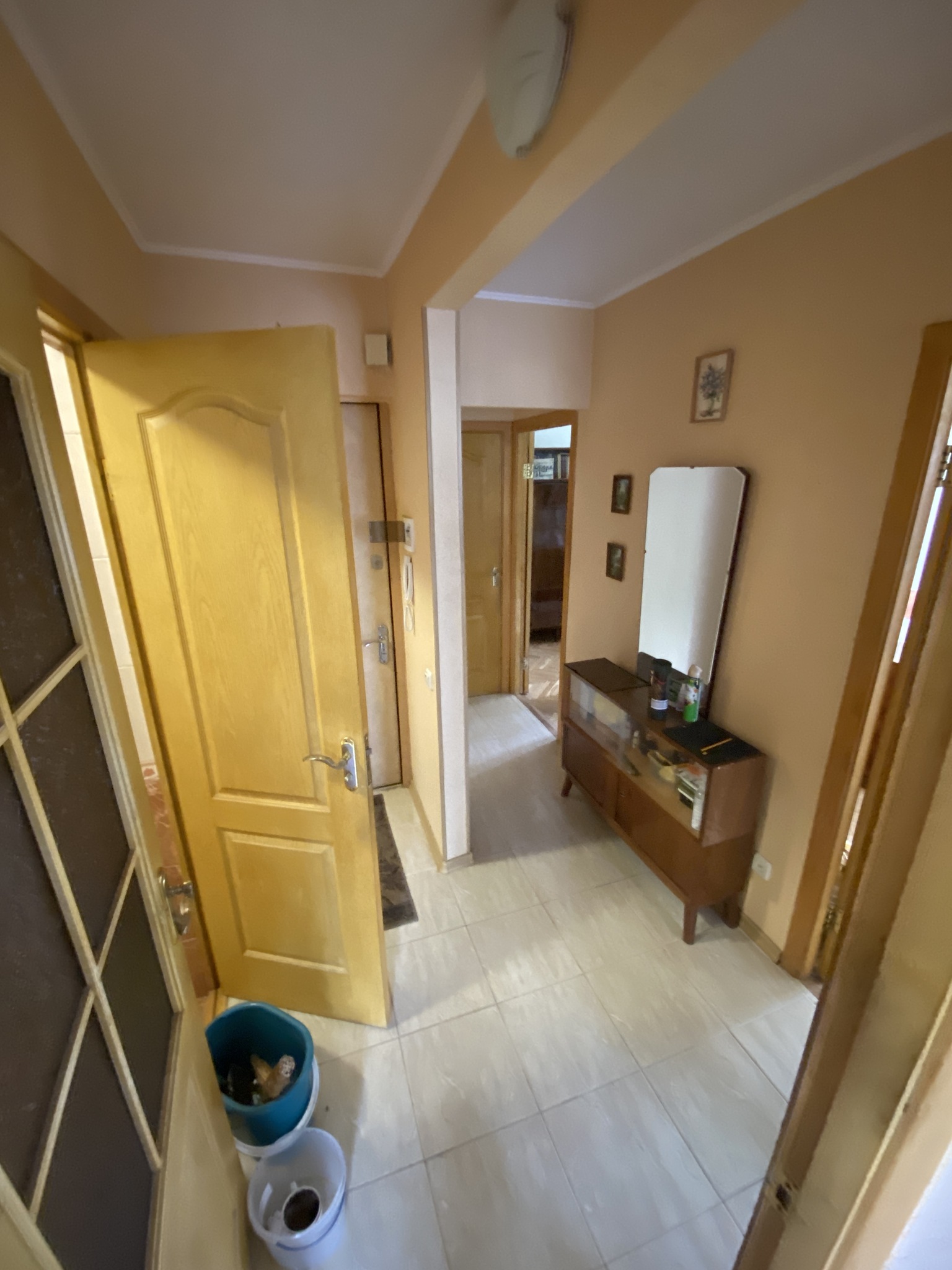 Оренда 3-кімнатної квартири 70 м², Новгородська вул., 11