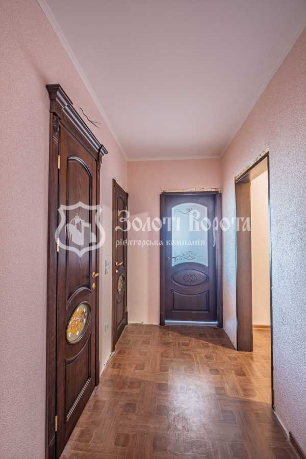 Продаж 2-кімнатної квартири 73 м², Миколи Вінграновського вул., 2