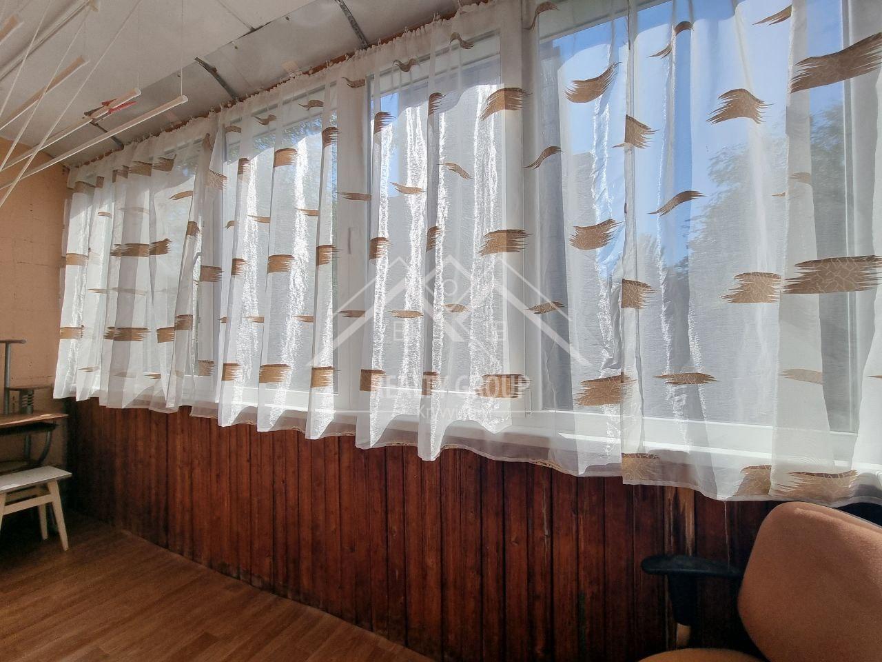 Продажа 3-комнатной квартиры 72 м², Вечерний бул., 14